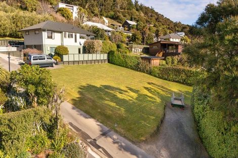 Photo of property in 8 Vangioni Lane, Akaroa, 7520