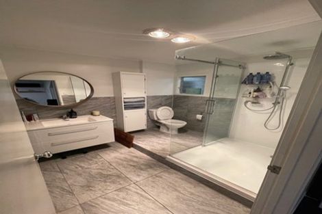 Photo of property in 1/196 Lake Road, Belmont, Auckland, 0622