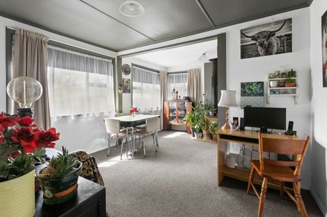 Photo of property in 30 Churchill Street, Waipukurau, 4200
