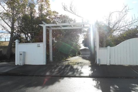 Photo of property in 108 Thompson Road, Bluff Hill, Napier, 4110