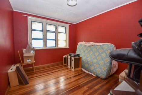 Photo of property in 12 Watt Street, Featherston, 5710