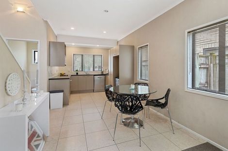 Photo of property in 32 Skip Lane, East Tamaki, Auckland, 2013