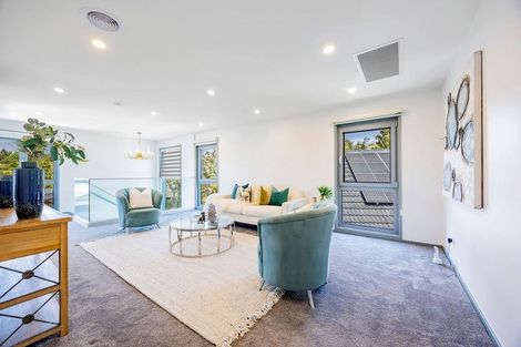 Photo of property in 48b Peter Terrace, Castor Bay, Auckland, 0620