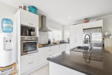 Photo of property in 159 Keri Vista Rise, Papakura, 2110