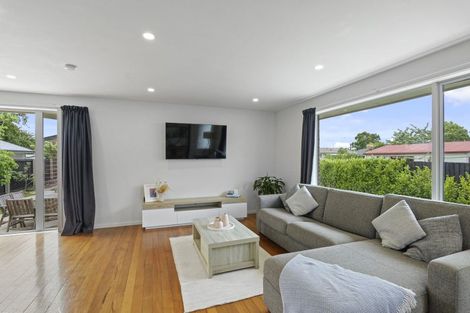 Photo of property in 63 Appleby Crescent, Burnside, Christchurch, 8053