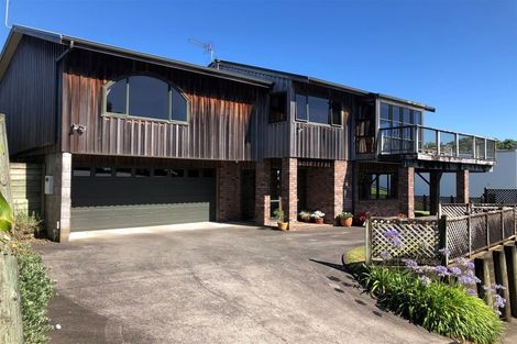 Photo of property in 3b Barrett Street, Westown, New Plymouth, 4310