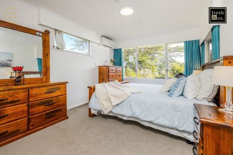 Photo of property in 107 Edgewater Drive, Pakuranga, Auckland, 2010