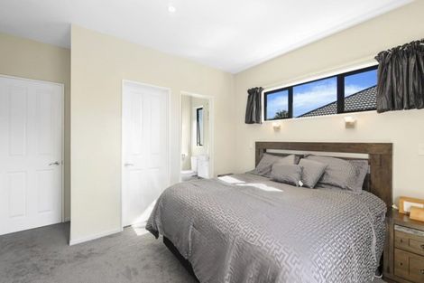 Photo of property in 13 Greenan Place, Doyleston, 7683