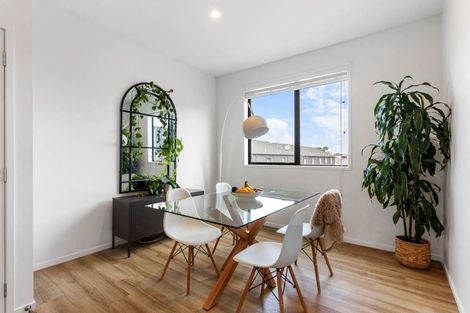 Photo of property in 8/2 Tahuhu Road, Mount Wellington, Auckland, 1062