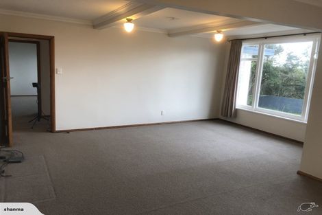 Photo of property in 54 Horokiwi Road West, Newlands, Wellington, 6037