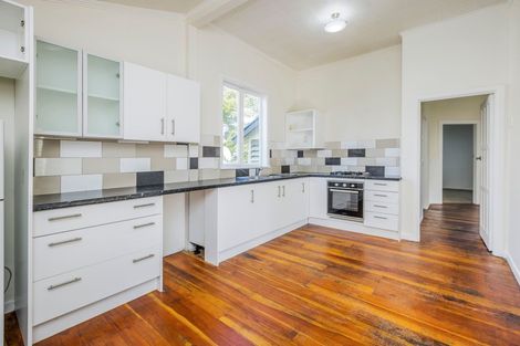Photo of property in 14 Golf Avenue, Otahuhu, Auckland, 1062