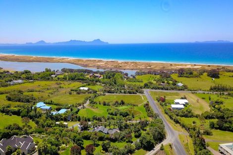 Photo of property in 14 Cullen Road, Waipu, 0582