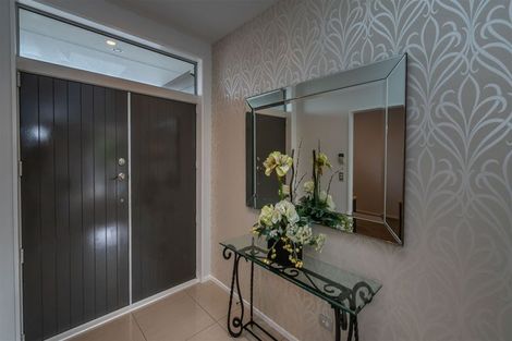 Photo of property in 61 Westpark Drive, Burnside, Christchurch, 8053