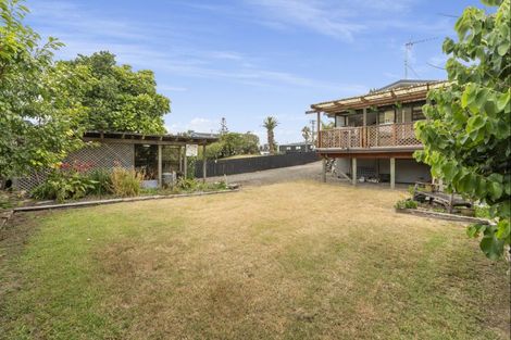 Photo of property in 1297 Papamoa Beach Road, Papamoa Beach, Papamoa, 3118