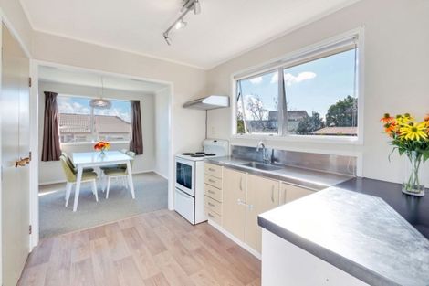 Photo of property in 5 Devonshire Road, Unsworth Heights, Auckland, 0632