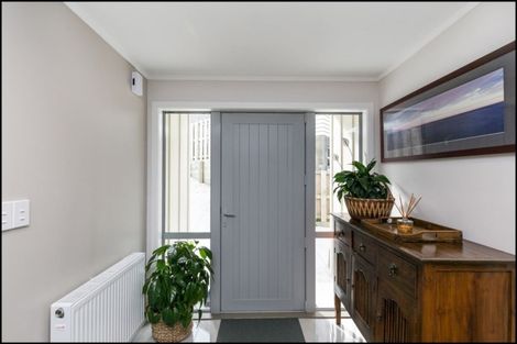 Photo of property in 42b Mandalay Terrace, Khandallah, Wellington, 6035