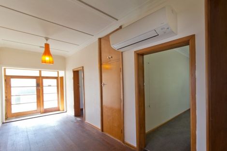 Photo of property in 33 Clyde Street, Oamaru North, Oamaru, 9400