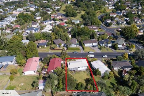 Photo of property in 8 Hewlett Road, Massey, Auckland, 0614