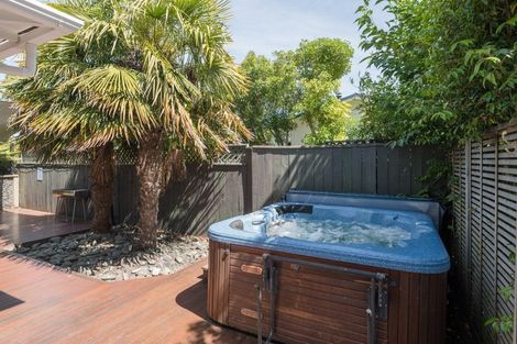 Photo of property in 51 Waimea West Road, Brightwater, 7022