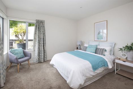 Photo of property in 8 Kaikoura View, Mount Pleasant, Christchurch, 8081