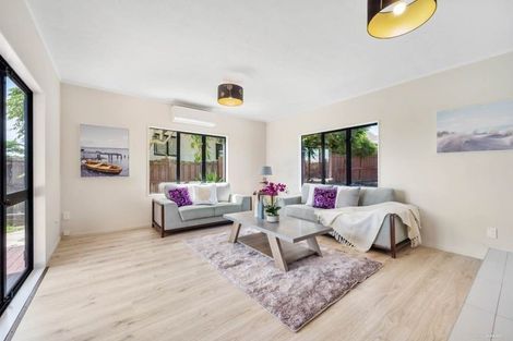 Photo of property in 6 Crail Court, Totara Heights, Auckland, 2105