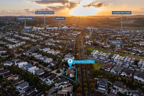 Photo of property in 16 Te Oneroa Way, Long Bay, Auckland, 0630