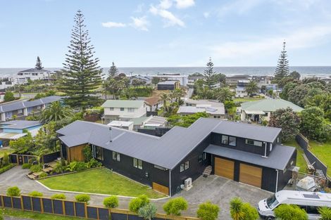 Photo of property in 32 Snell Crescent, Waihi Beach, 3611