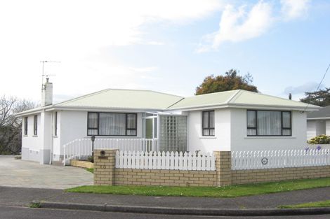 Photo of property in 10 Hurdon Street, Hurdon, New Plymouth, 4310
