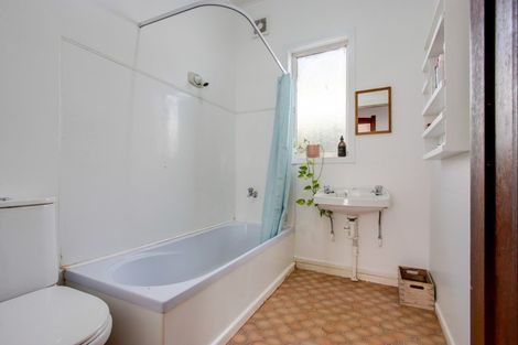 Photo of property in 118 Wellesley Road, Napier South, Napier, 4110