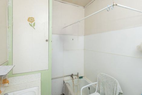 Photo of property in 2 Elm Street, Mangapapa, Gisborne, 4010