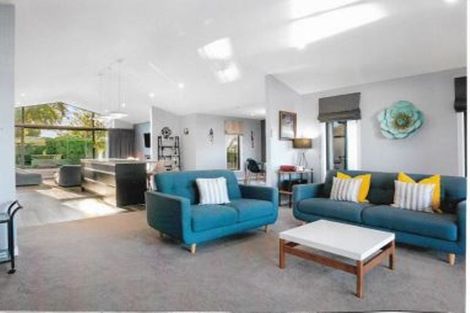 Photo of property in 9 Boyce Crescent, Cambridge, 3434