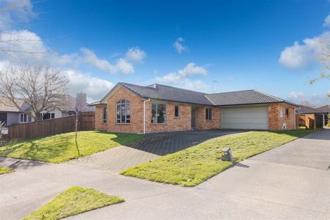 Photo of property in 5 Ravenscourt Place, Huntington, Hamilton, 3210
