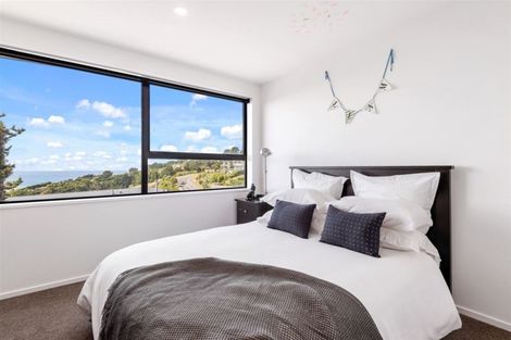 Photo of property in 3 The Terrace, Mount Pleasant, Christchurch, 8081