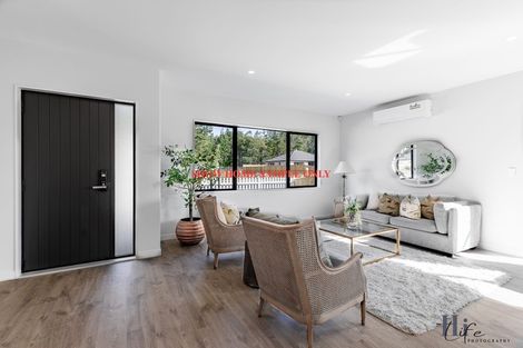 Photo of property in 3 Moemoea Avenue, Kumeu, 0810