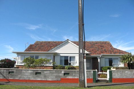 Photo of property in 59 Somerset Street, Brooklands, New Plymouth, 4310