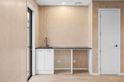 Photo of property in 6 Lake Mckay Drive, Luggate, 9382