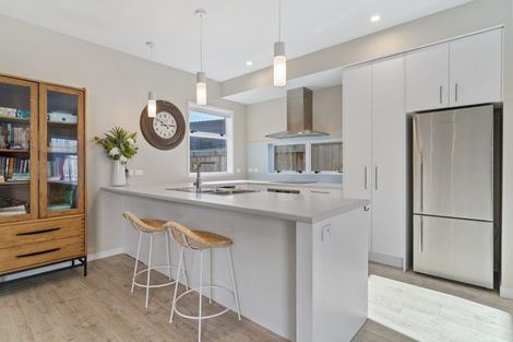 Photo of property in 68 Franks Way, Papamoa Beach, Papamoa, 3118