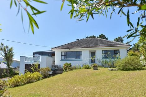 Photo of property in 23 Commins Road, Onerahi, Whangarei, 0110