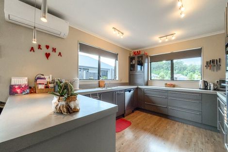 Photo of property in 10 Merrimana Drive, Thames, 3500