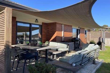 Photo of property in 77a Isabella Drive, Pukekohe, 2120