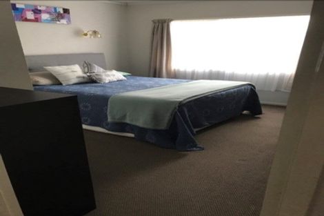 Photo of property in 3/10 Wood Street, Papakura, 2110