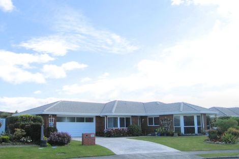 Photo of property in 17 Azalea Dell, Mount Maunganui, 3116