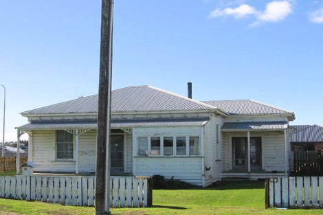 Photo of property in 66 Andrews Street, Foxton Beach, Foxton, 4815