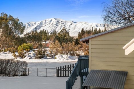 Photo of property in 1 Alexandra Terrace, Lake Tekapo, 7999