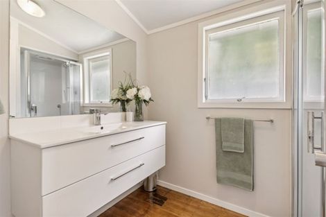 Photo of property in 21 Vienna Place, Birkenhead, Auckland, 0626
