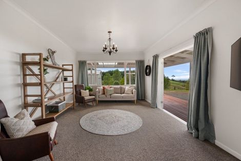 Photo of property in 438 Aropaoanui Road, Tangoio, Napier, 4181