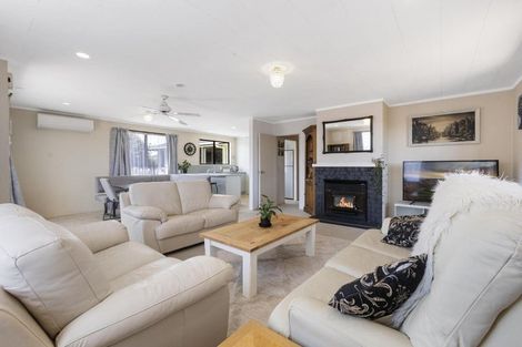 Photo of property in 48 Chaucer Street, Leamington, Cambridge, 3432