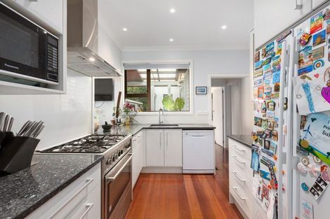 Photo of property in 15 Glamis Avenue, Strathmore Park, Wellington, 6022