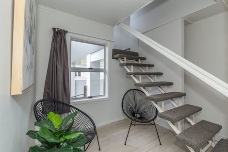 Photo of property in 80 Tararua Road, Levin, 5571