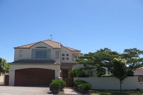 Photo of property in 1/3 Sylvan Park Avenue, Milford, Auckland, 0620